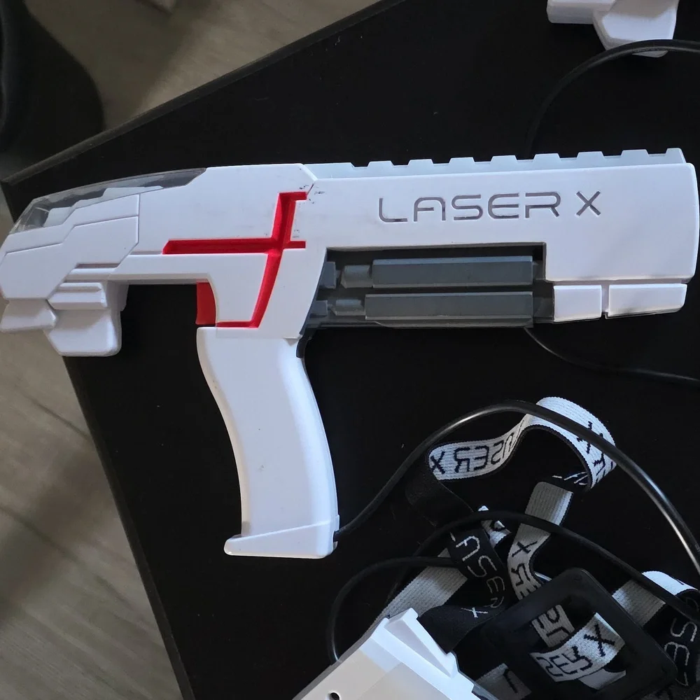 2 Player LASER X Laser Gaming Set Indoor Outdoor Lazer Tag Guns Tested & Working